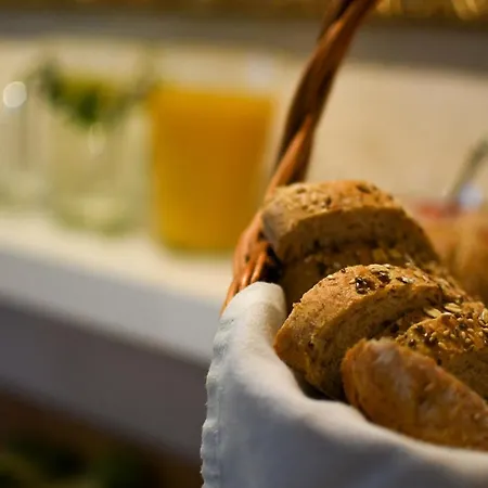 Bed & Breakfast Goscinne Wysoka 3*