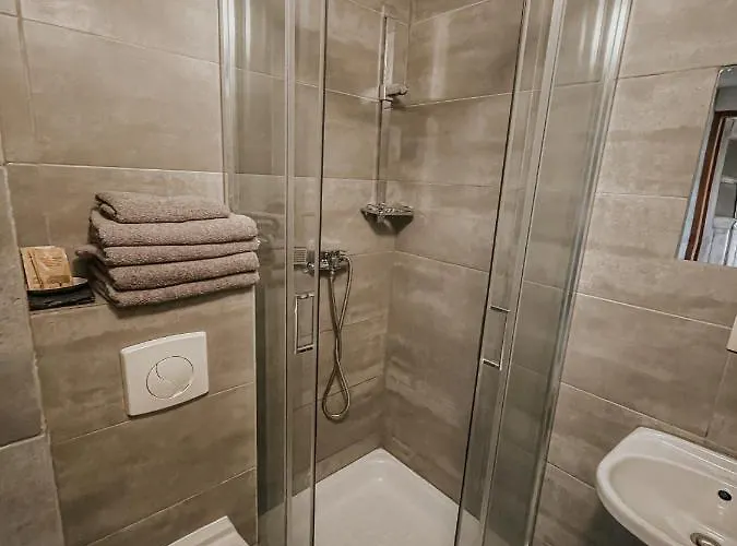 Goscinne Wysoka Bed & Breakfast 3*