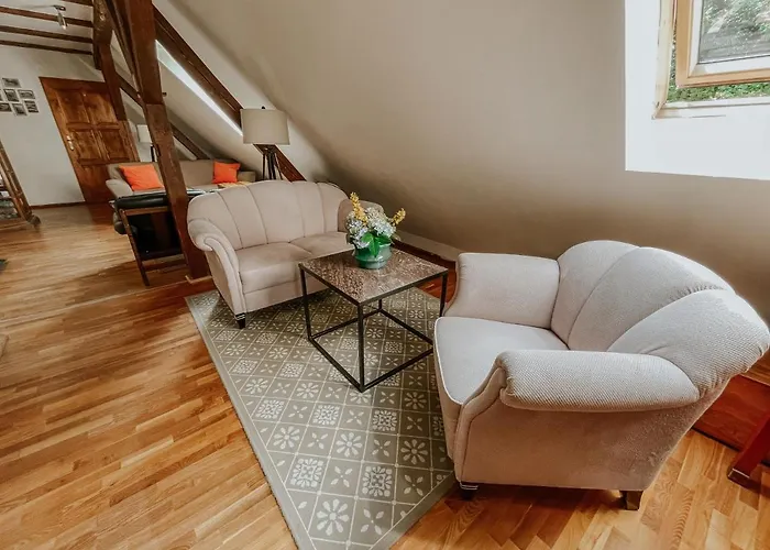 Goscinne Wysoka Bed & Breakfast